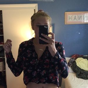Cute blouse